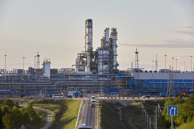 Constructing the world’s largest gas processing plant project