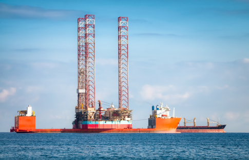 Остановочный ремонт производств и морских платформ